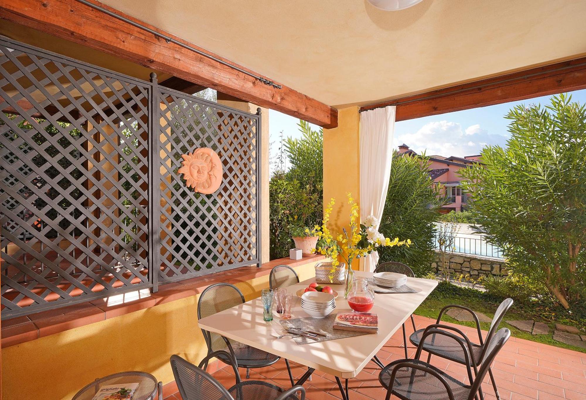 Borgo Del Torchio - Gardagate Apartman Manerba del Garda Kültér fotó